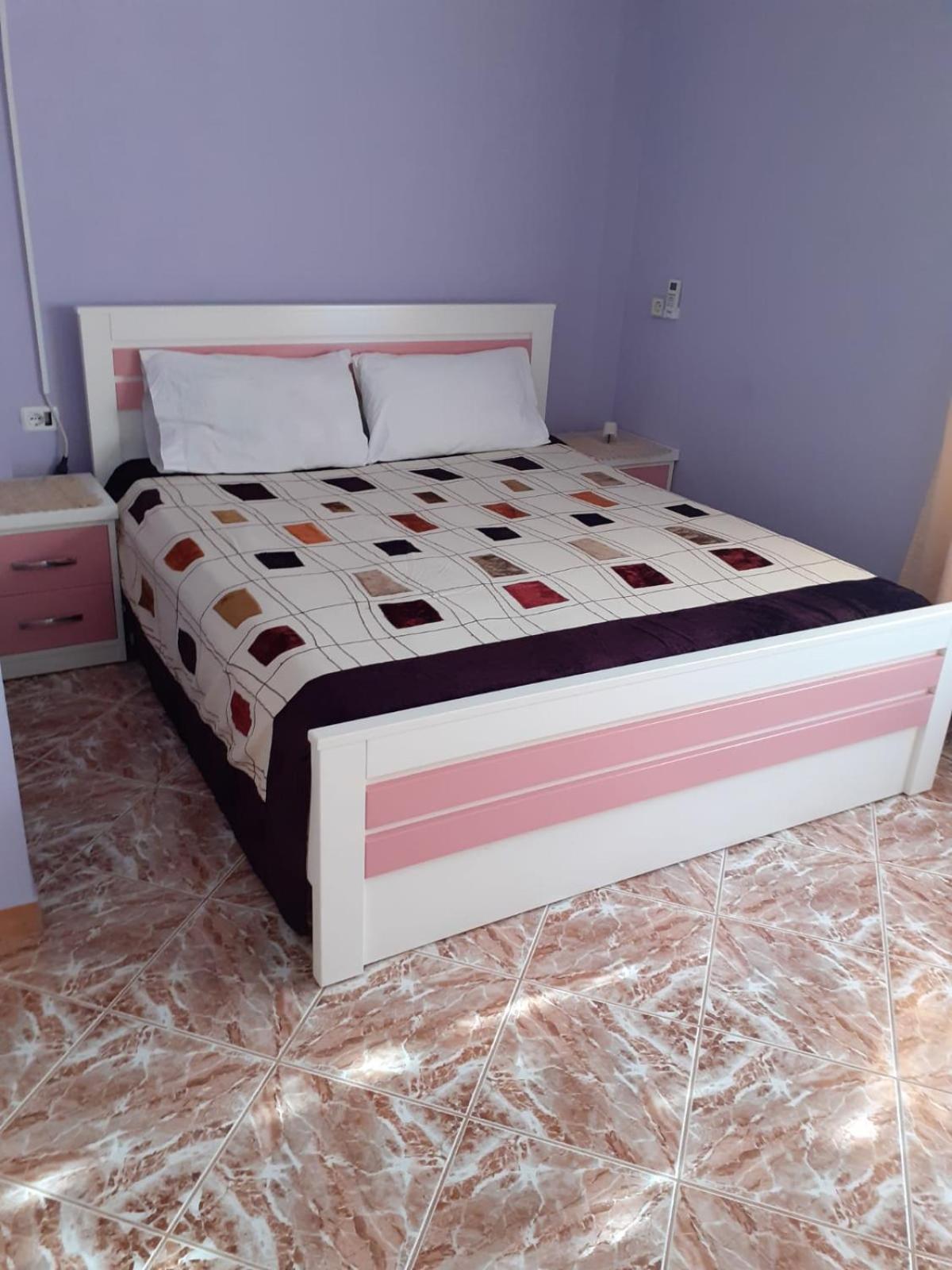 Coral Guesthouse Sarandë Exteriör bild